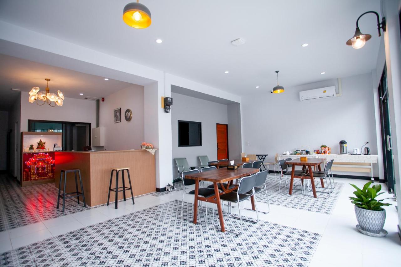 The Brown Boutique Patong Hotel Bagian luar foto