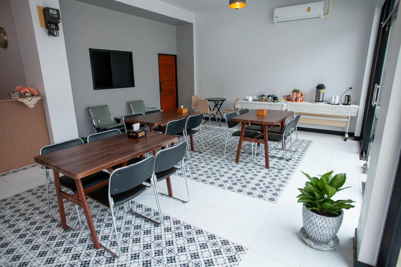 The Brown Boutique Patong Hotel Bagian luar foto