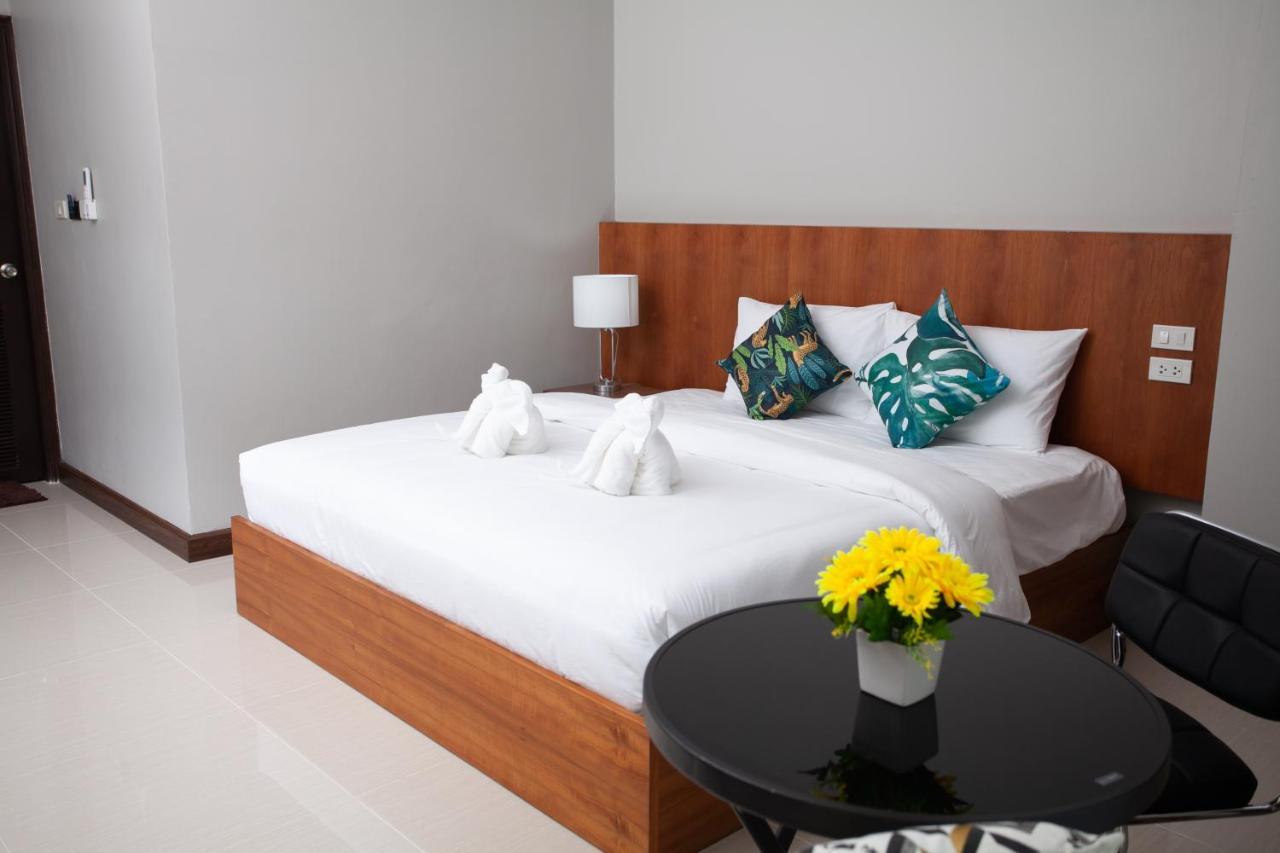 The Brown Boutique Patong Hotel Bagian luar foto
