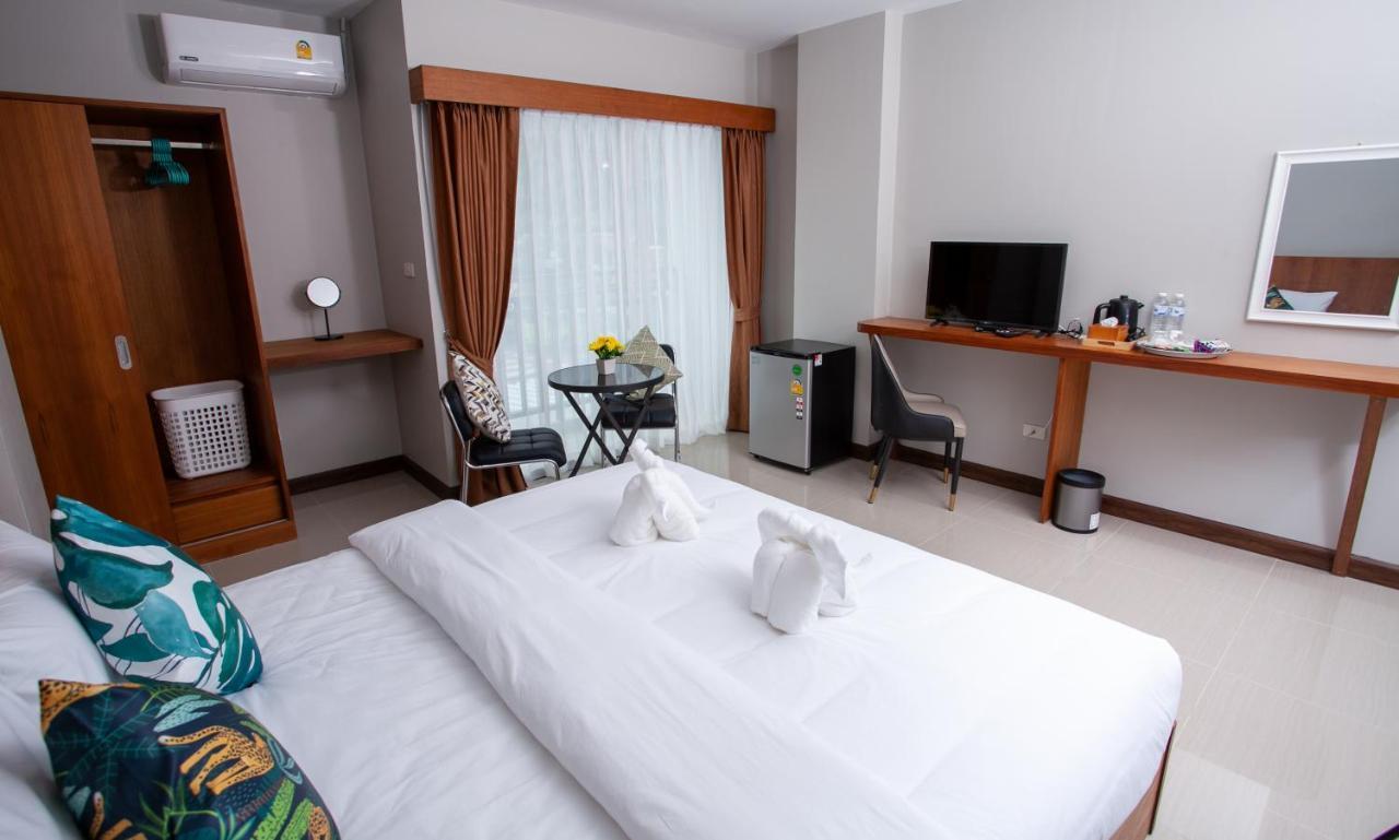 The Brown Boutique Patong Hotel Bagian luar foto